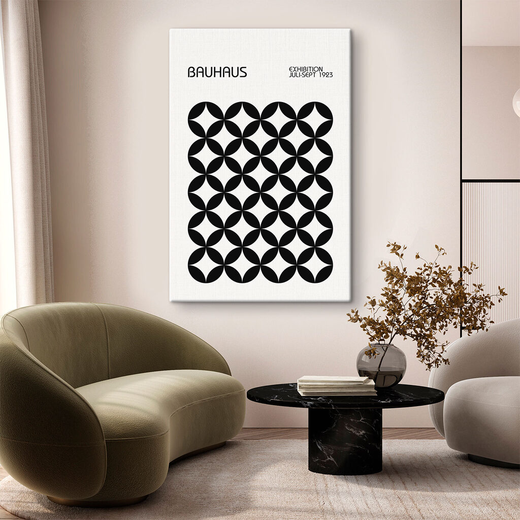 Bauhaus v černých kruzích — interiér 1