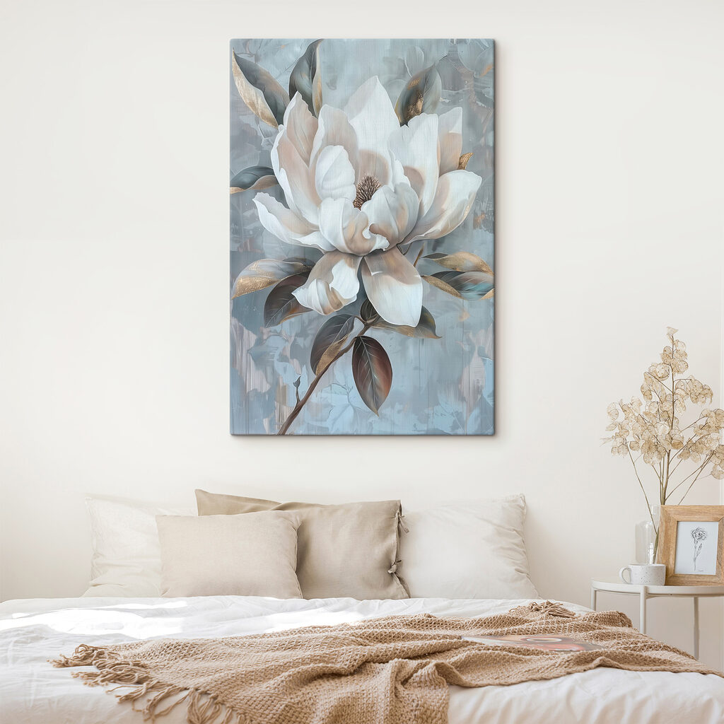 Bílá magnolie nad šedomodrou — interiér 2