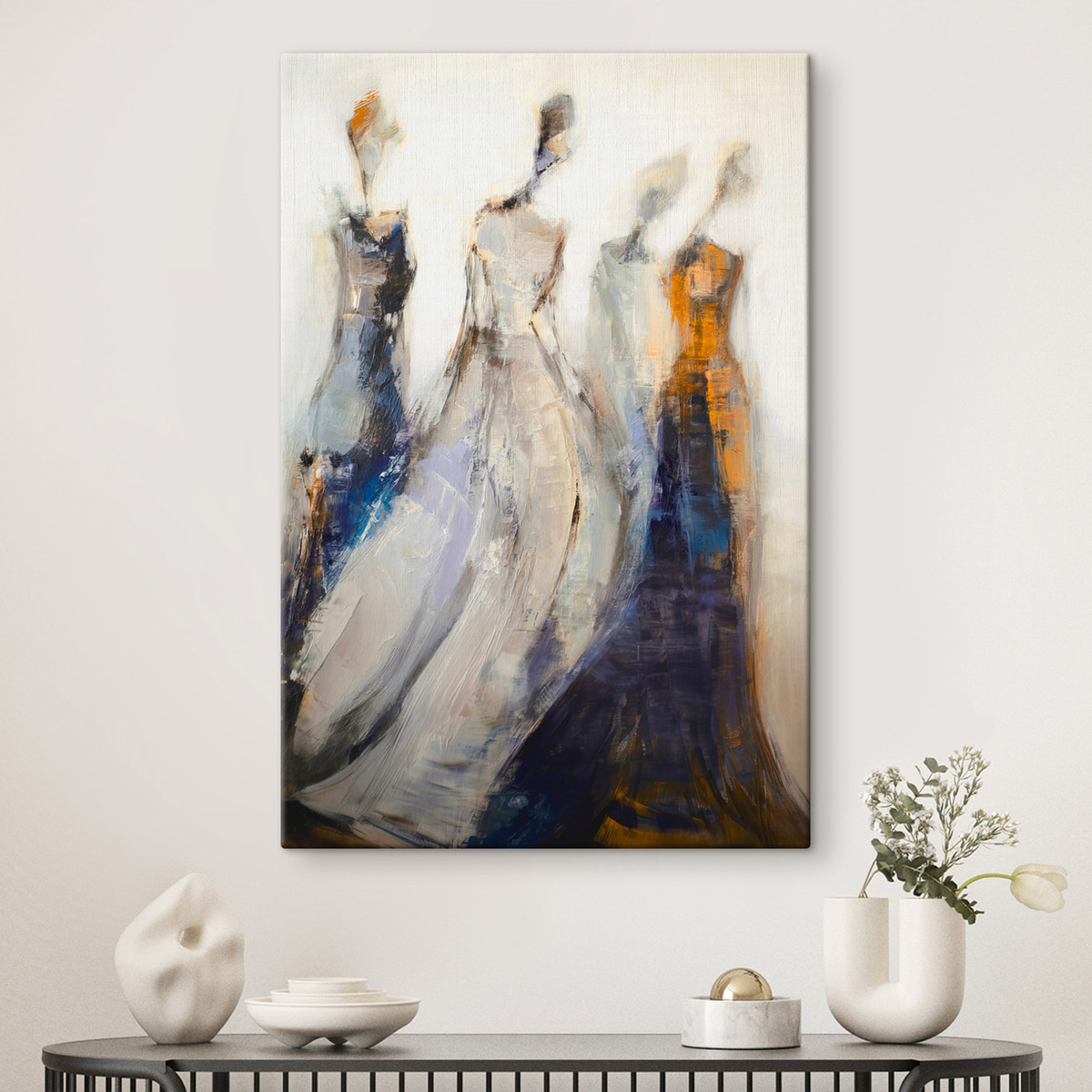 Elegantní abstraktní ženské siluety — interiér 1