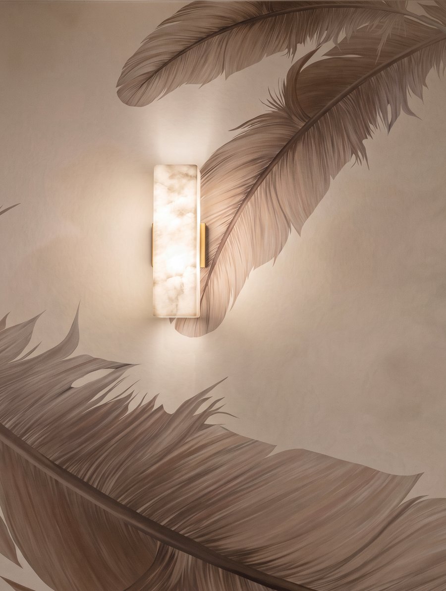 Peří plující v mlhách — detail
