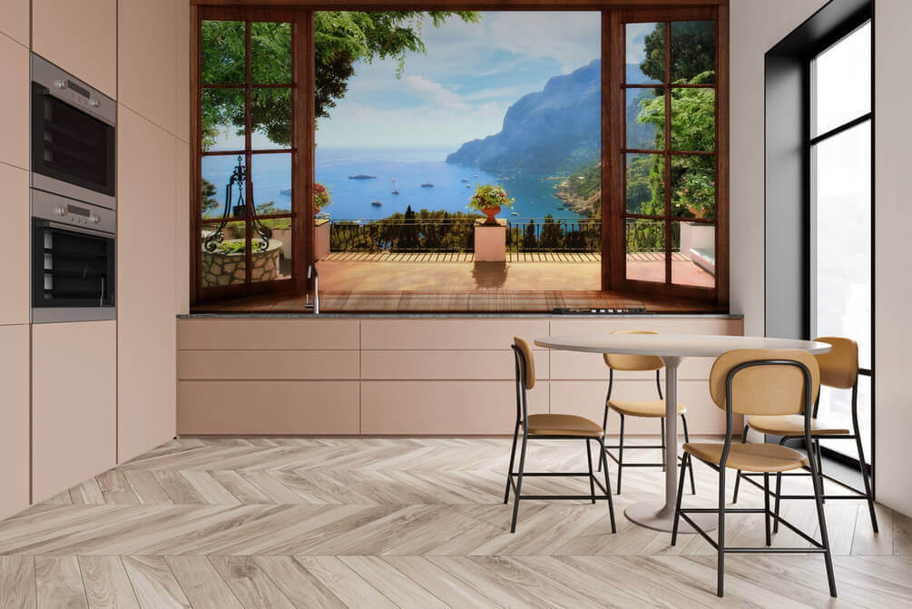Balkon za dřevěnými dveřmi — interiér 3