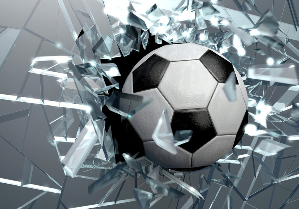Fotbal skrz střepy — celý design