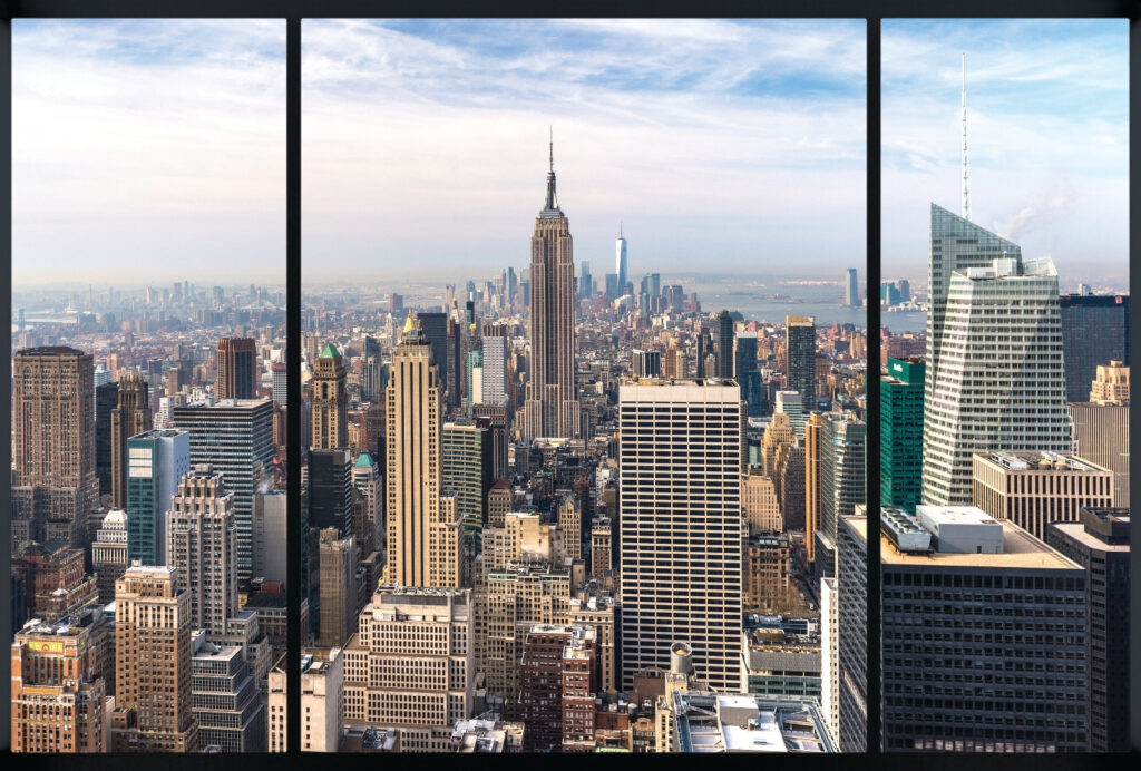 Manhattan za černými rámy — celý design