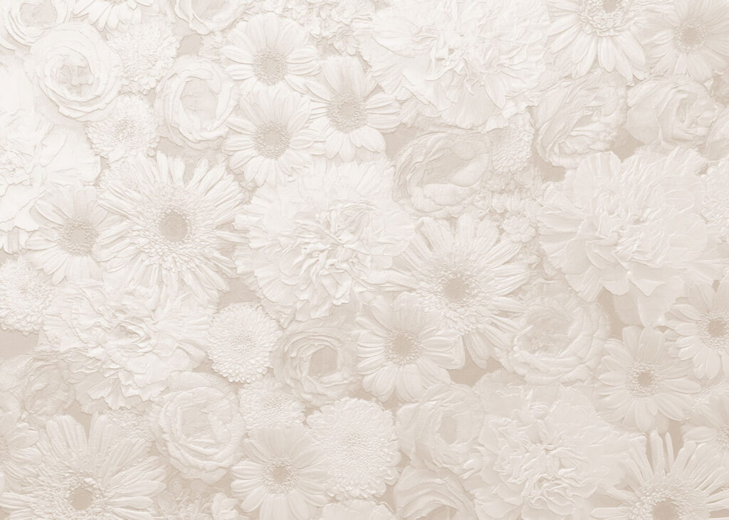 Bílé květinové kresby — celý design