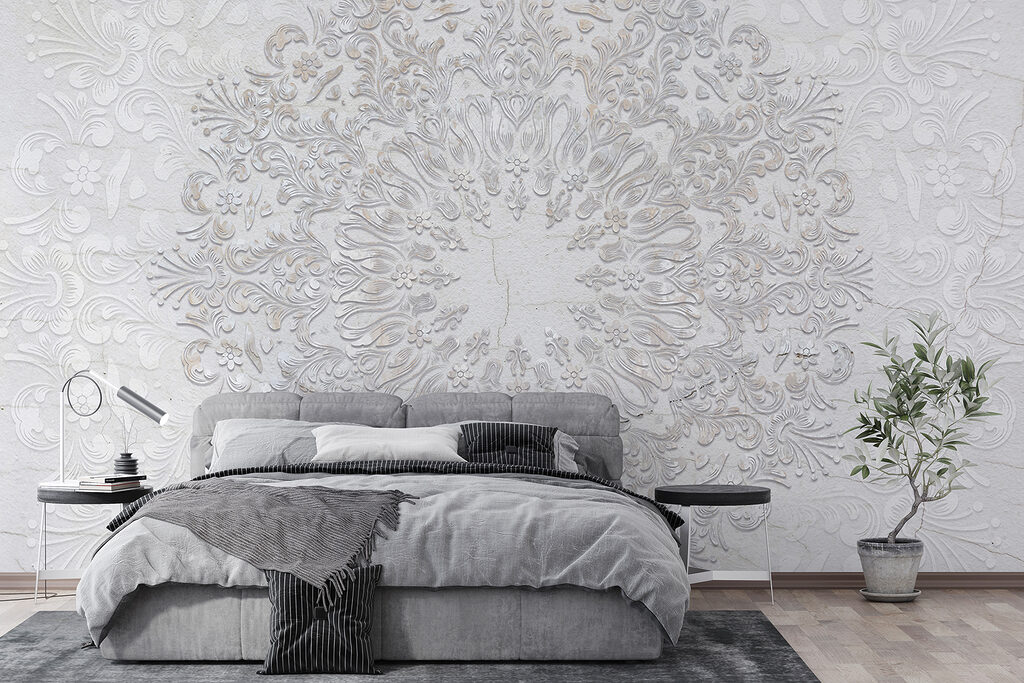 Bílý reliéfní ornament — interiér 2