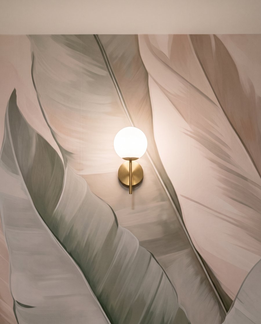 Světlé listy vedle sebe — detail